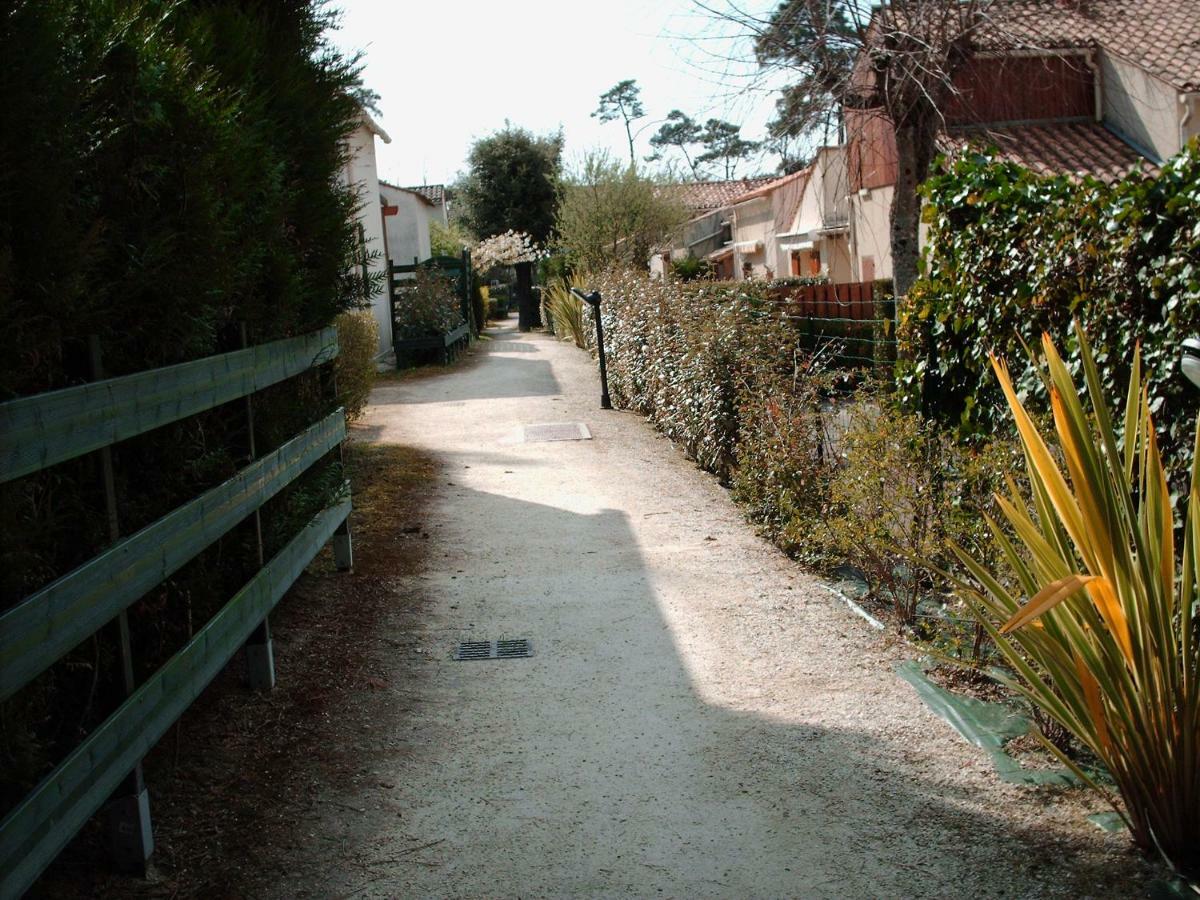 Apartamento Les Pins Ensoleilles Saint-Georges-de-Didonne Exterior foto